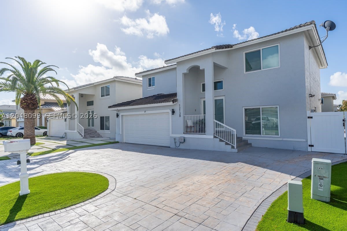 12138 SW 250th Ter – photo 2
