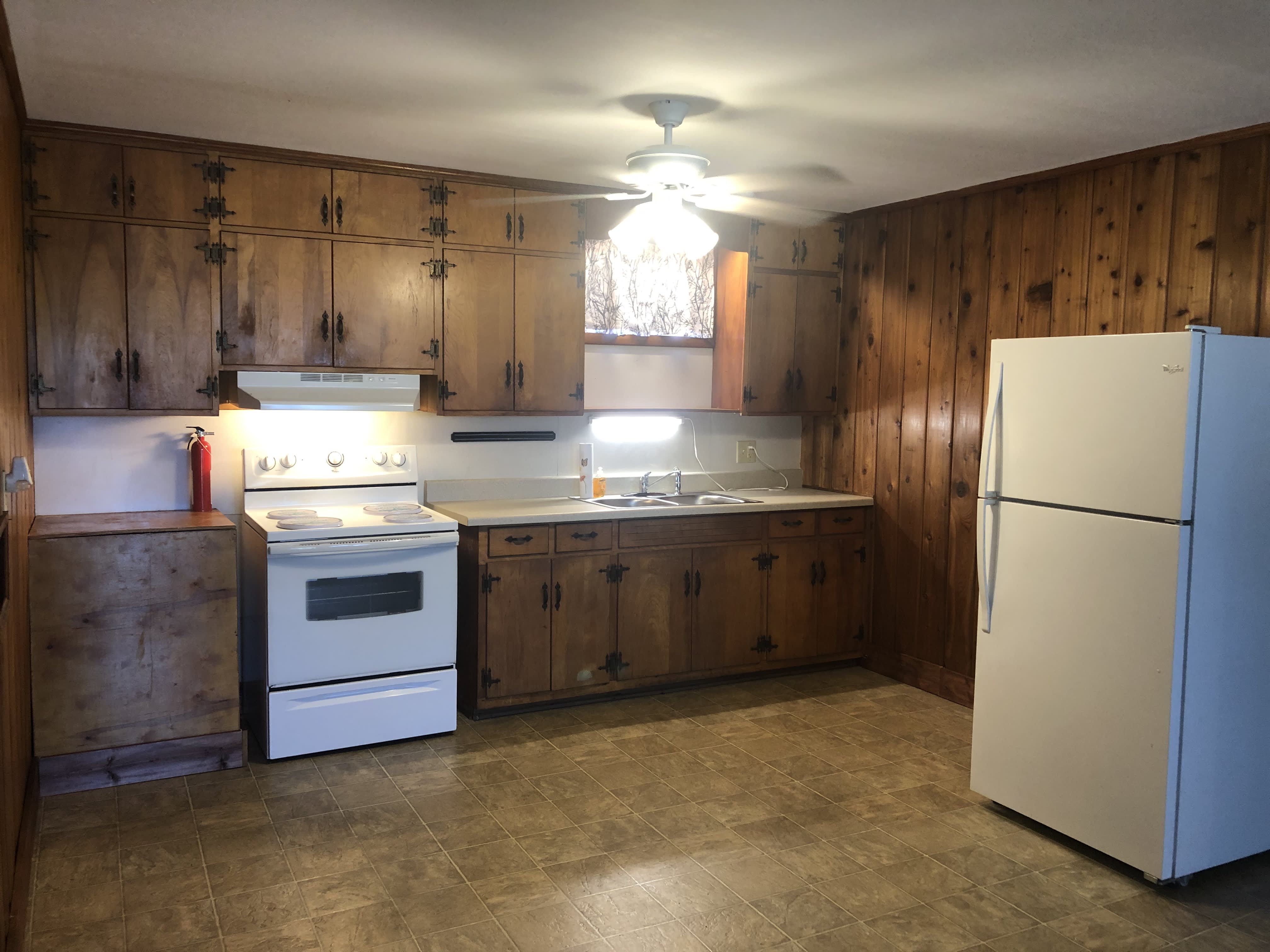 213 East Walnut Street – photo 3