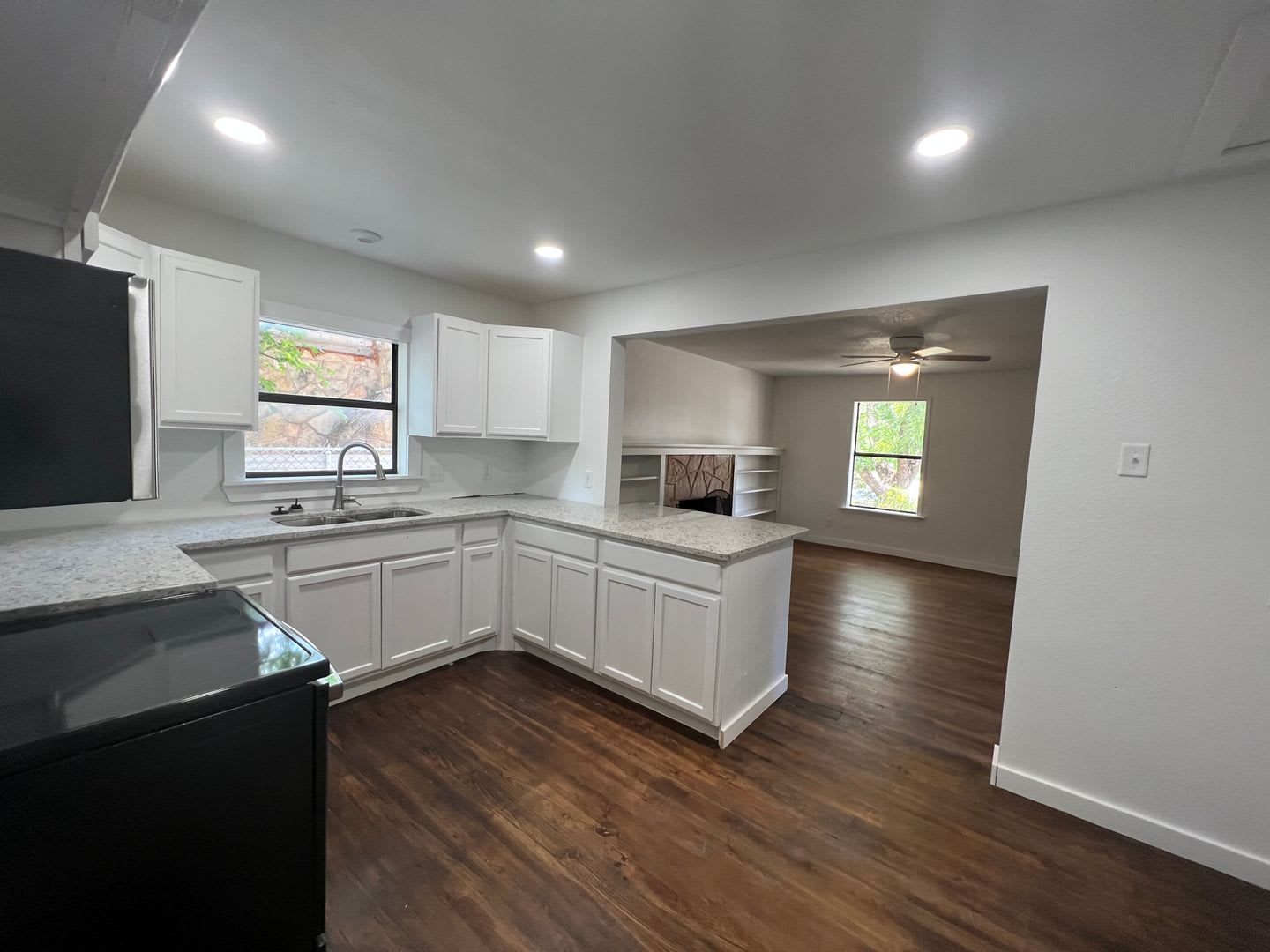 Cute 3-bedroom, 2-bath – photo 5