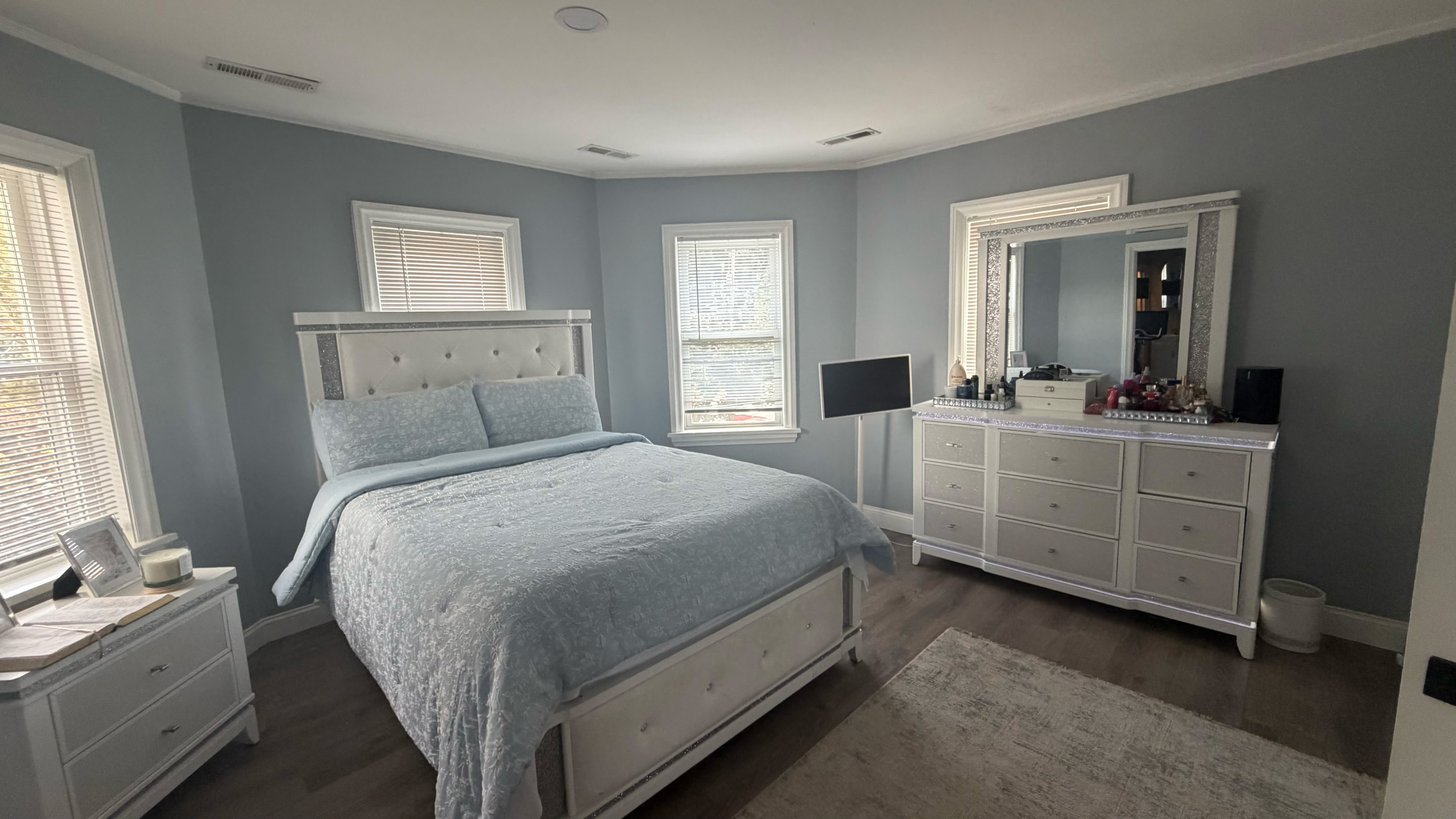 1360 Bedford Street – photo 4