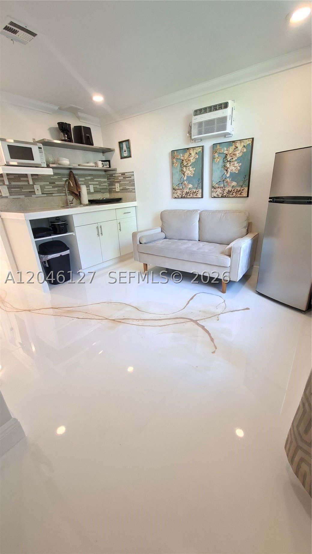 1028 S 62nd Ave – photo 1