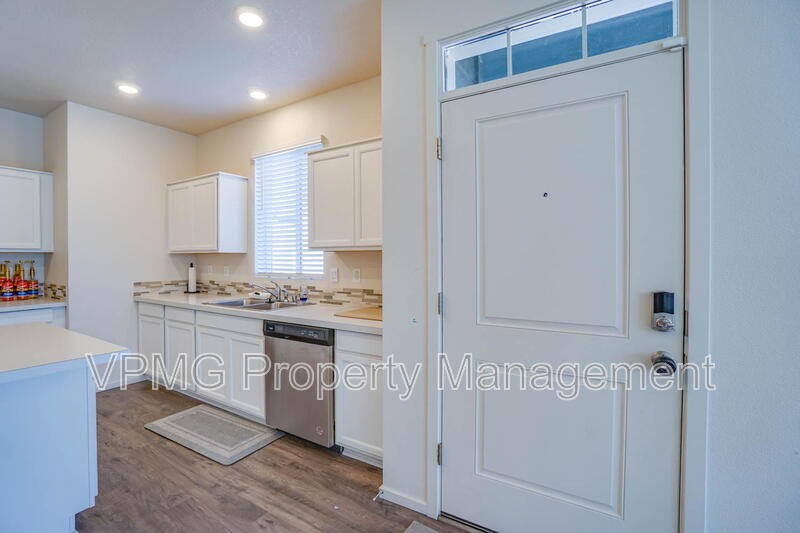 7049 Northeast 4Th Court – photo 5