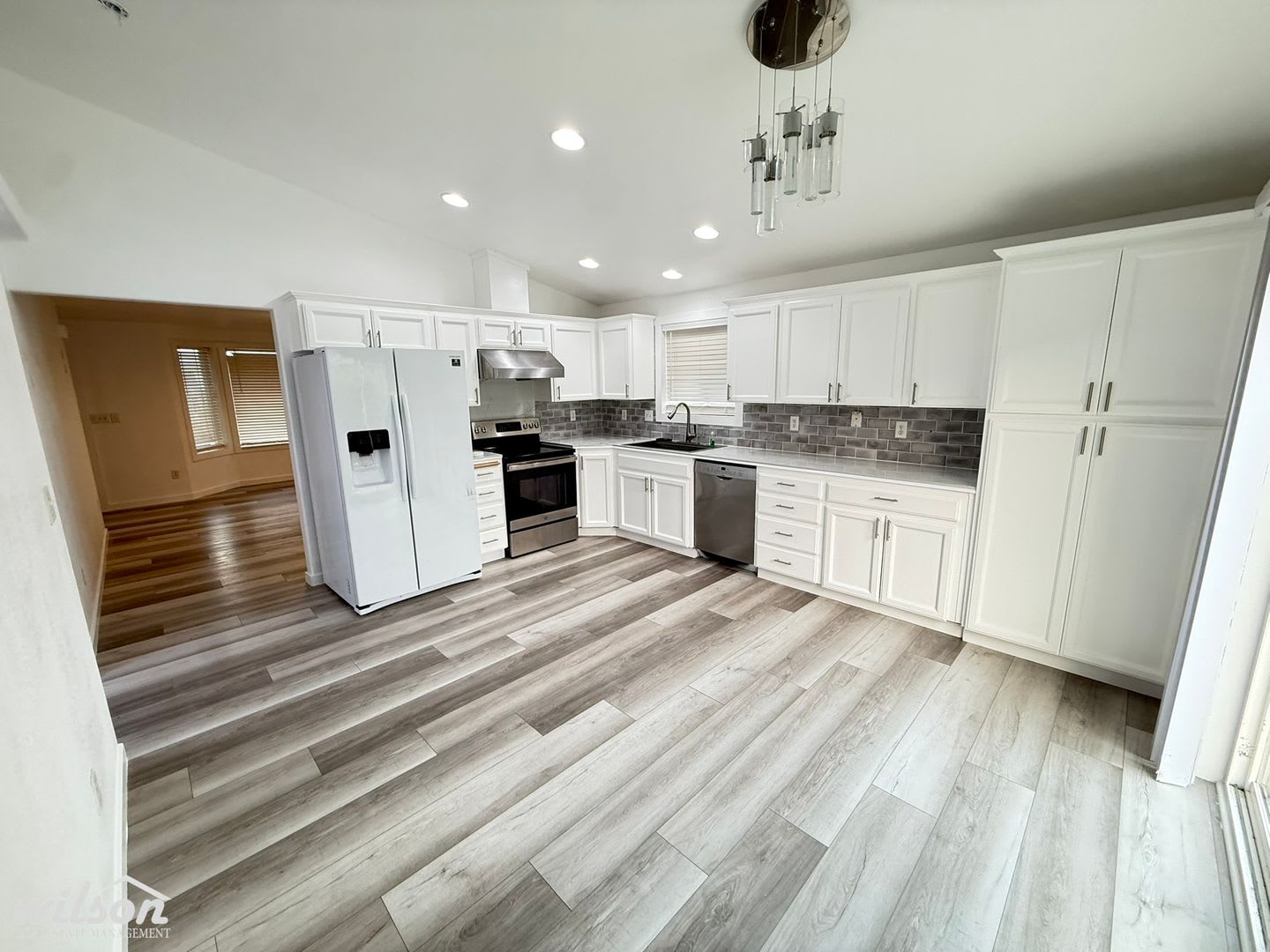 Home with a Two-Car Garage – photo 5