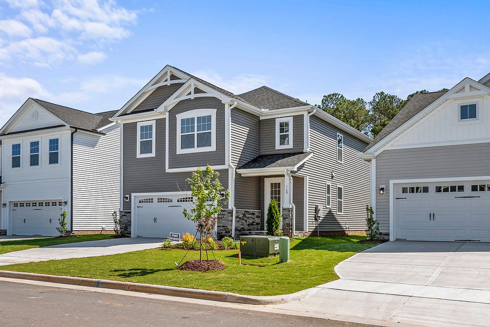 Like New Pool Conmmunity 2 Story Incentive 500 Off First Month Rent W Signed Lease – photo 3
