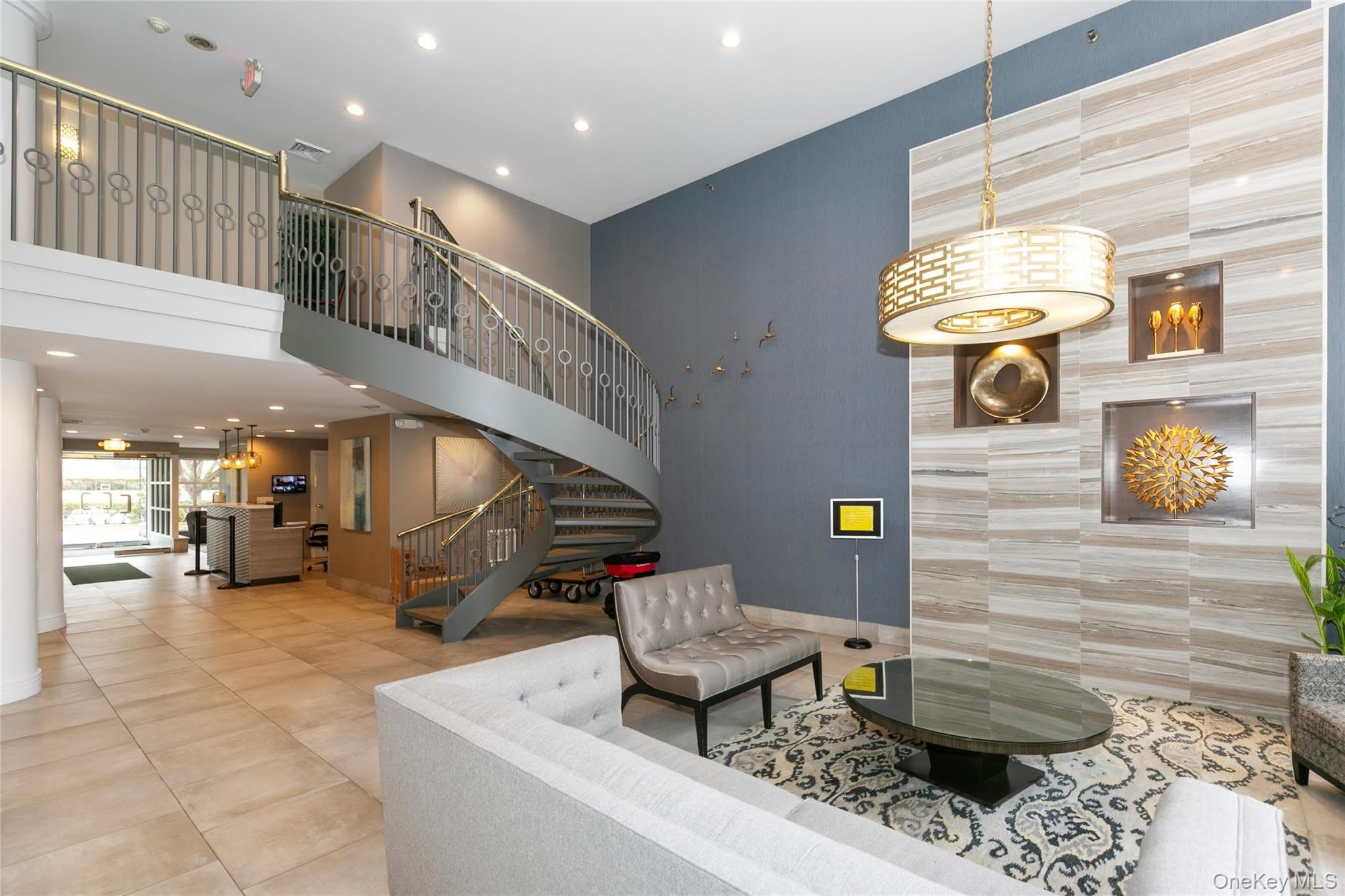 100 cuttermill Road – photo 5