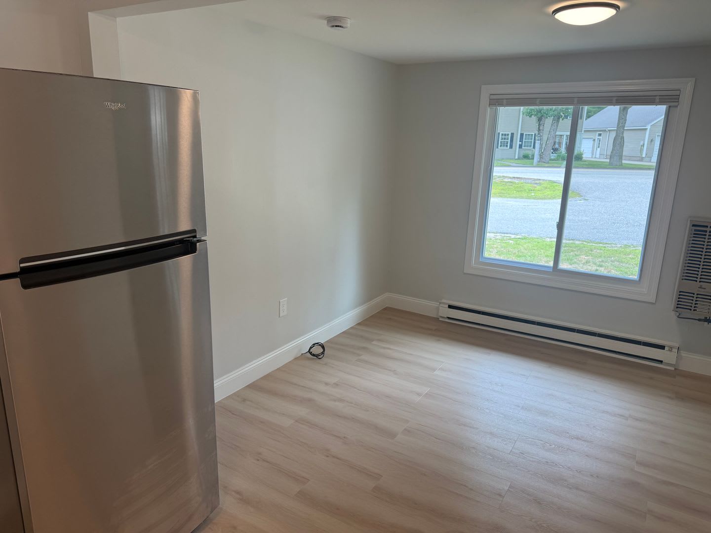 137 Temple Ave – photo 5