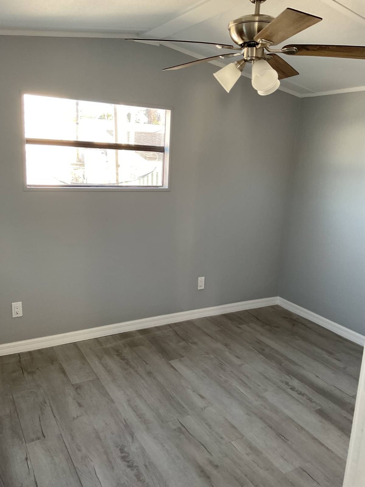 2450 S Ridgewood Ave – photo 3