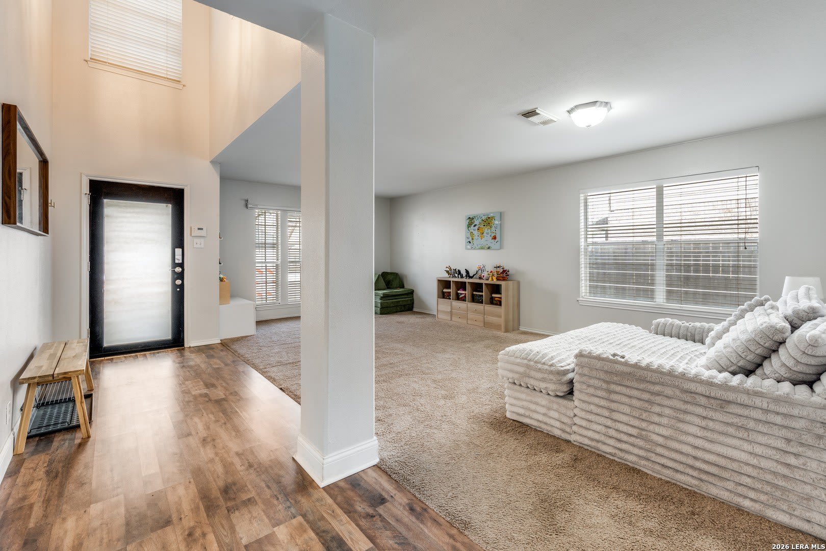 1017 Silvertree – photo 4