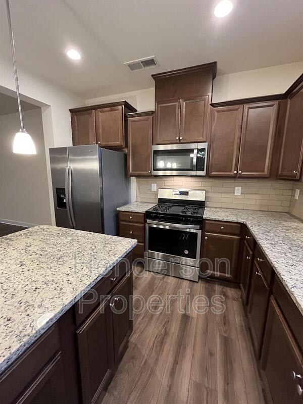 9254 Glenburn Ln – photo 5
