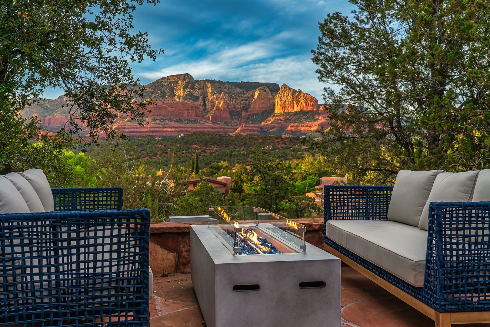 Best Panoramic Views in Sedona, Hot Tub + Firepit! – photo 3
