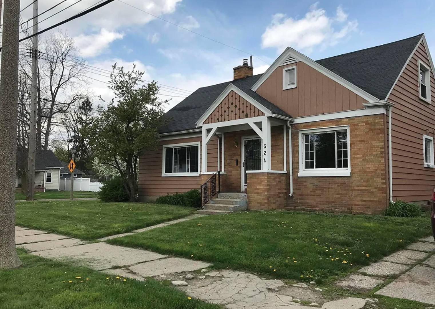 Beautifully Remodeled 3 Bedroom Home Section 8 Approved – photo 2