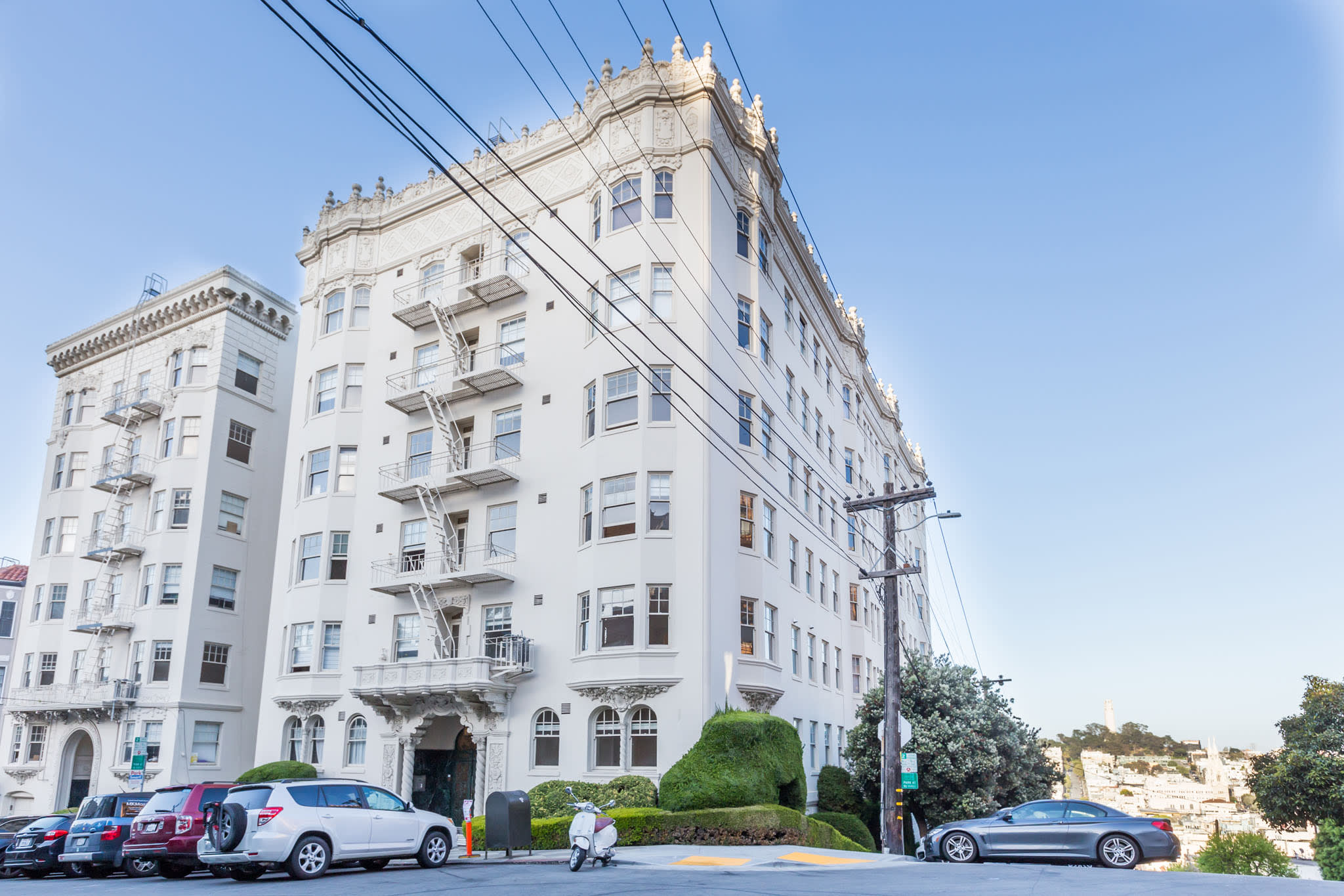 2200 Leavenworth Street – photo 4