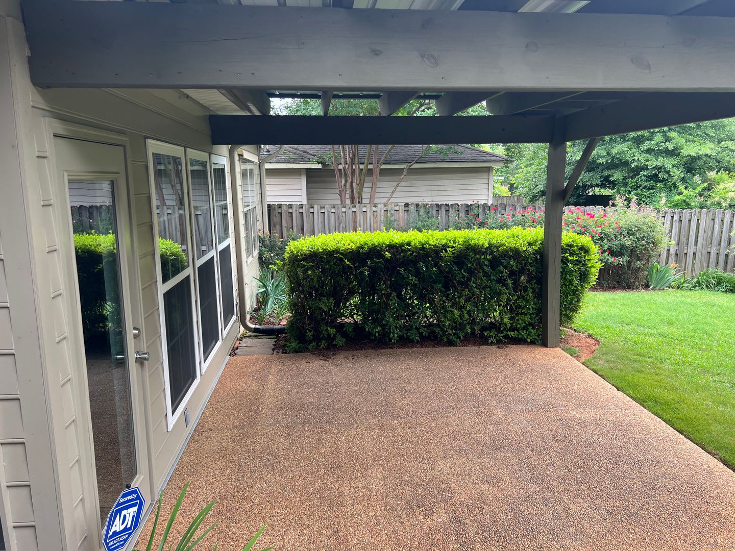 Nice 3 Bedroom 2 Bath Available Now! Schedule your Showing and Apply Today! – photo 5