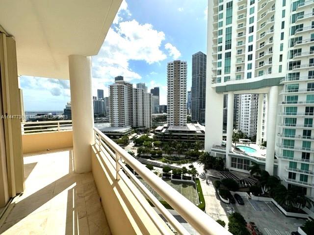 888 Brickell Key Drive – photo 2
