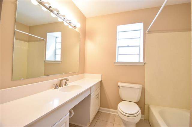 3012 12th Street #D – photo 5