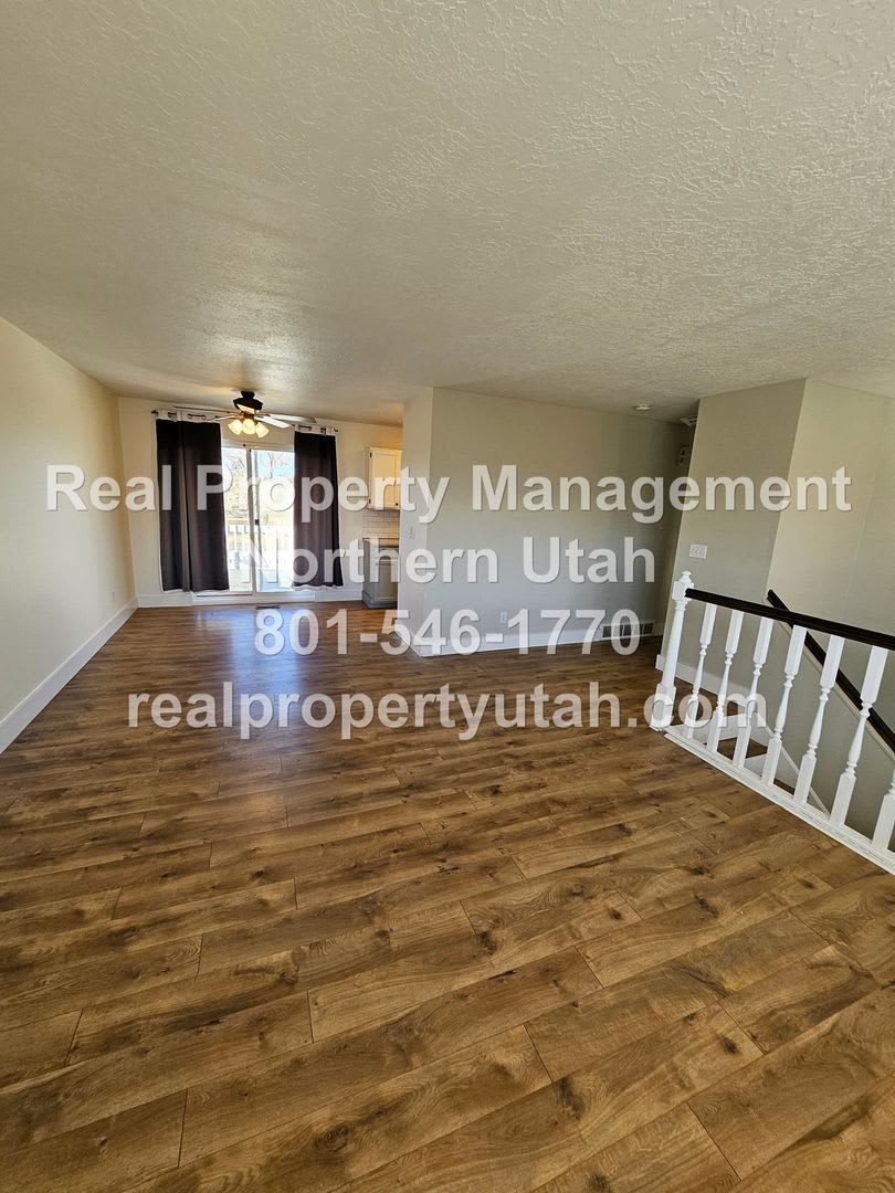 Beautiful 3 Bedroom 2 Bath Home Coming Soon! – photo 4