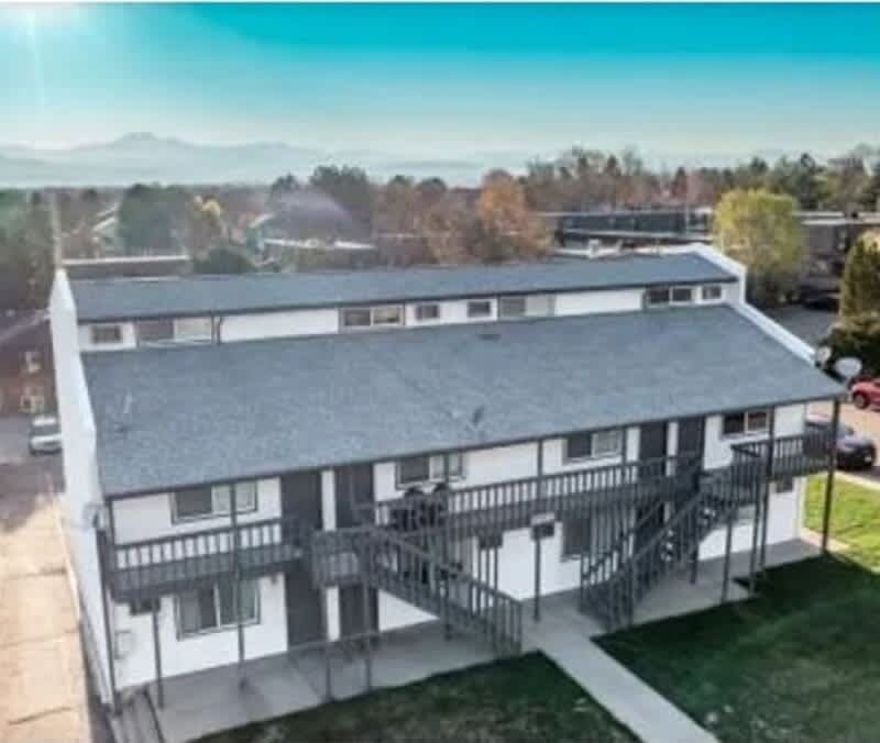 2229 Collyer Street – photo 1