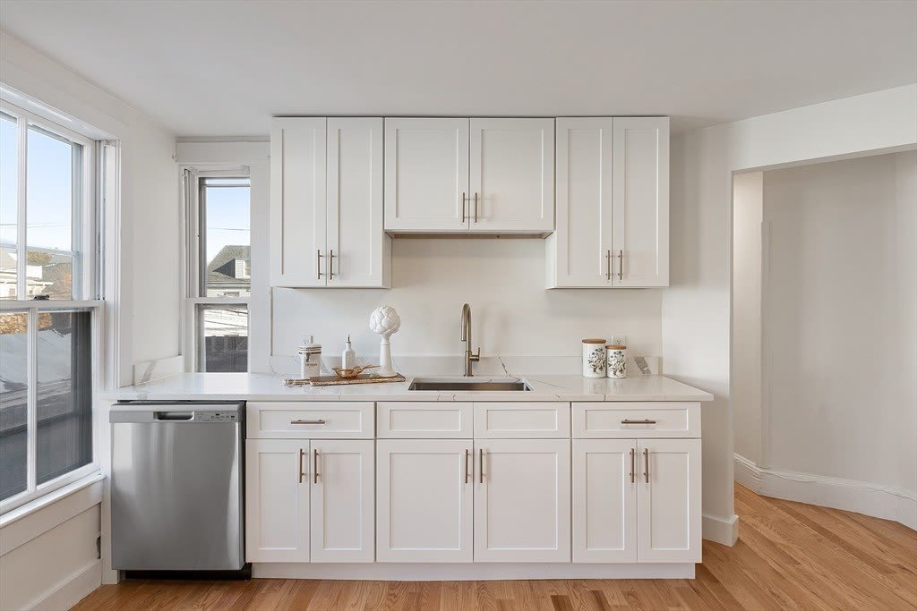 54 Bonair Street – photo 1