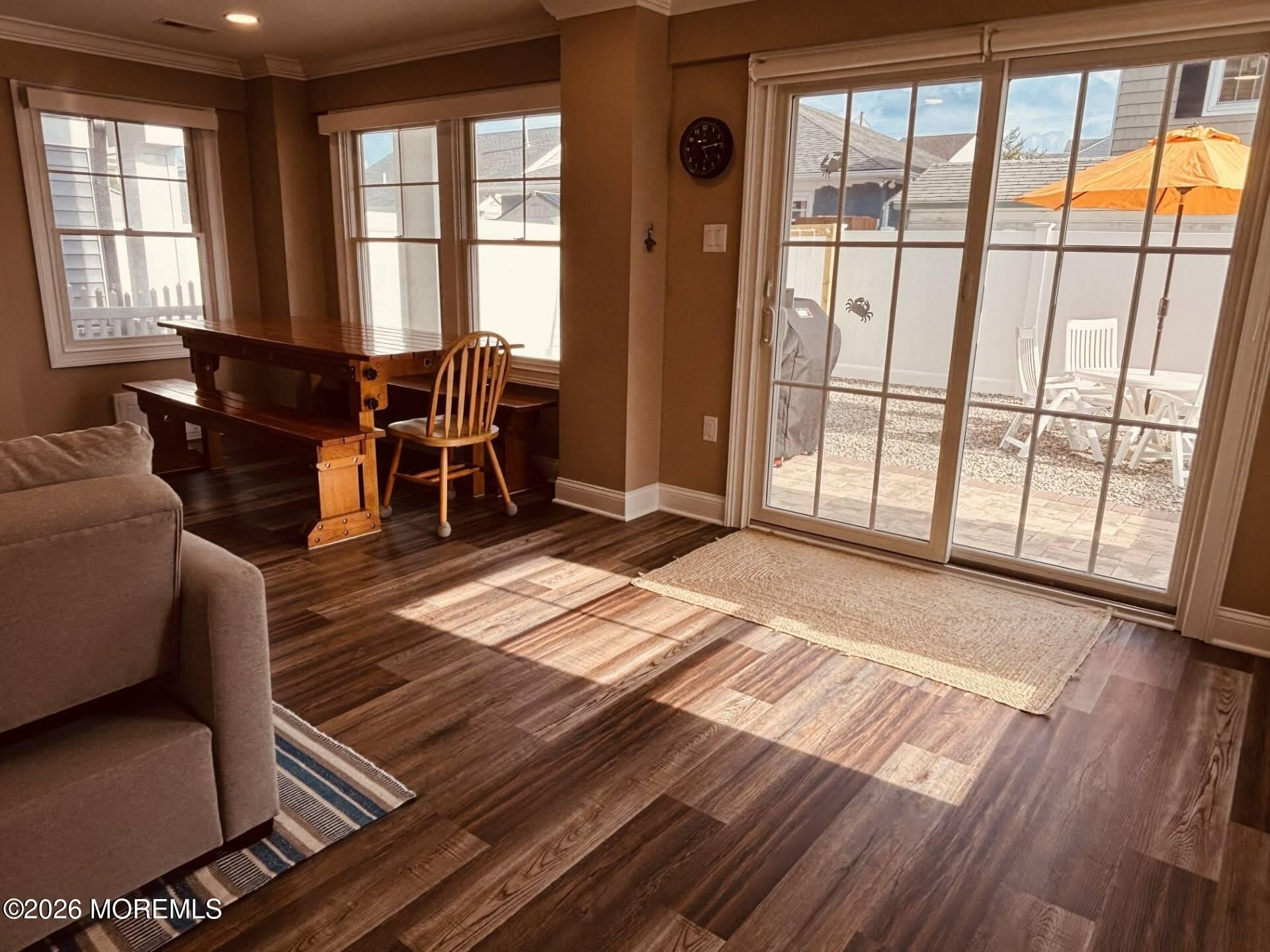 39 20th Avenue – photo 5