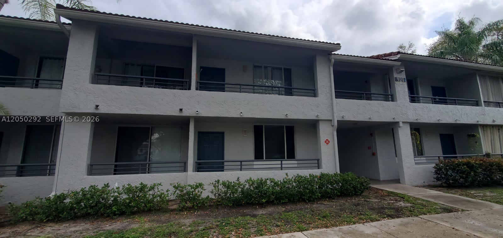 921 Lyons Rd – photo 3