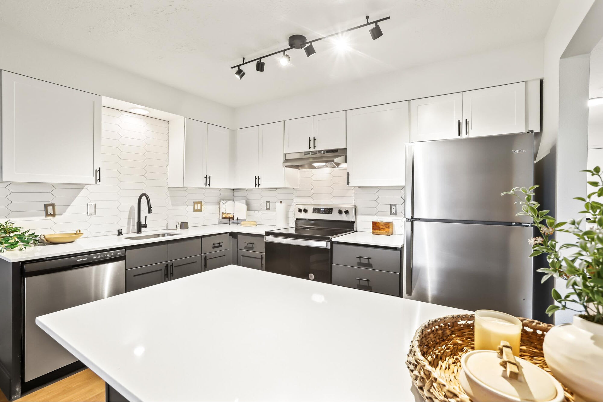 Silver Oak Apartments – photo 3
