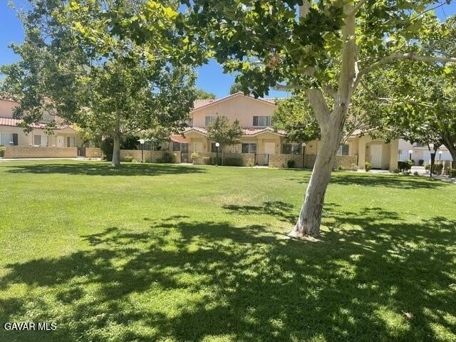 43469 W 30th Street – photo 2