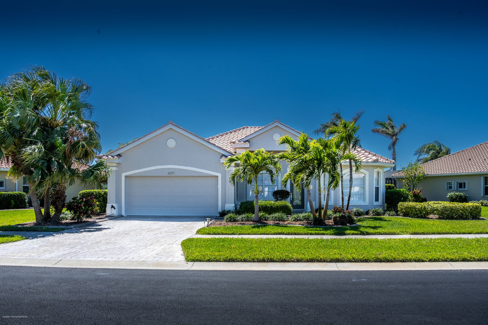 Talon Bay Dr 6571 – photo 1