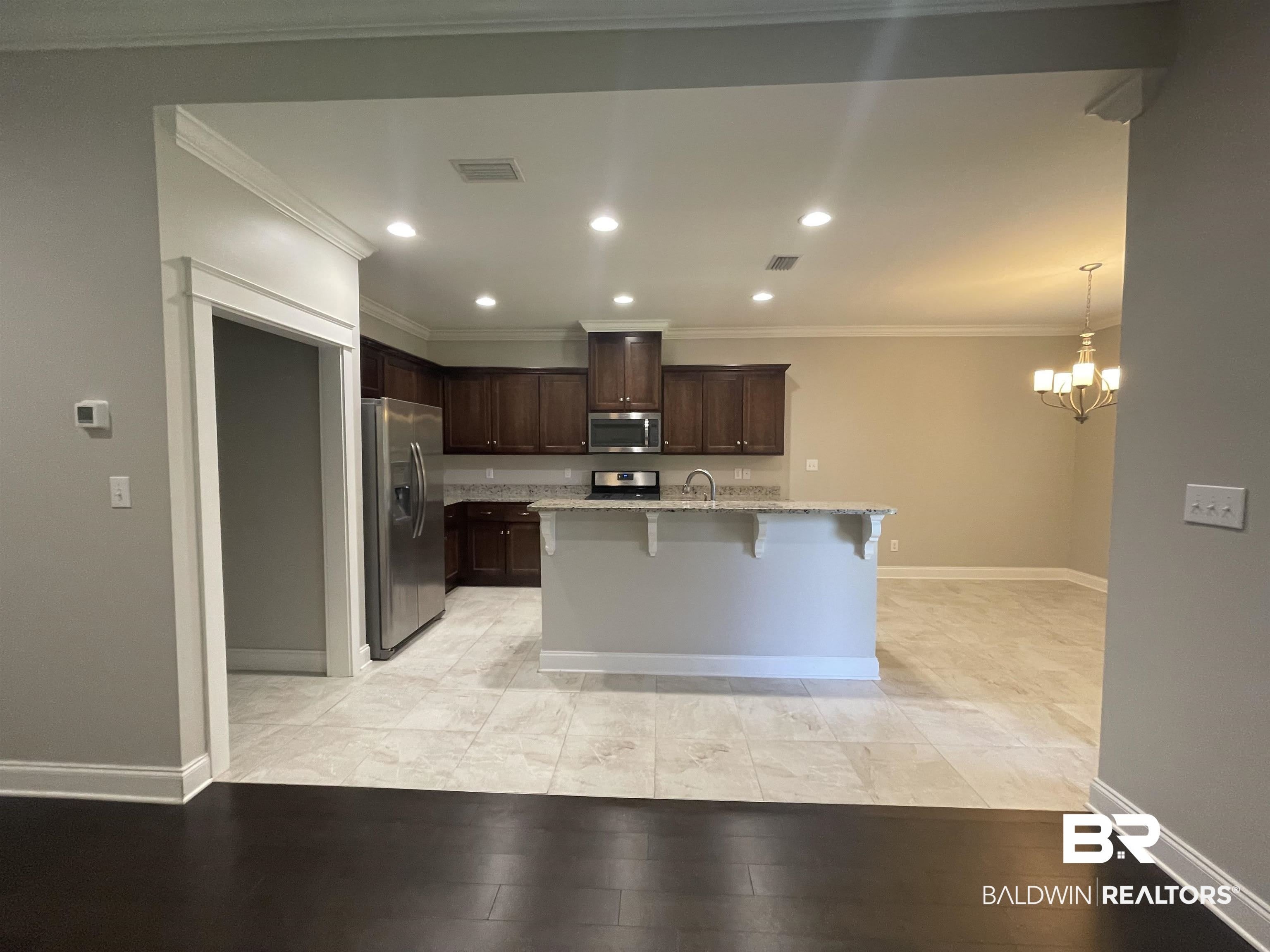 253 Hawthorne Circle – photo 4