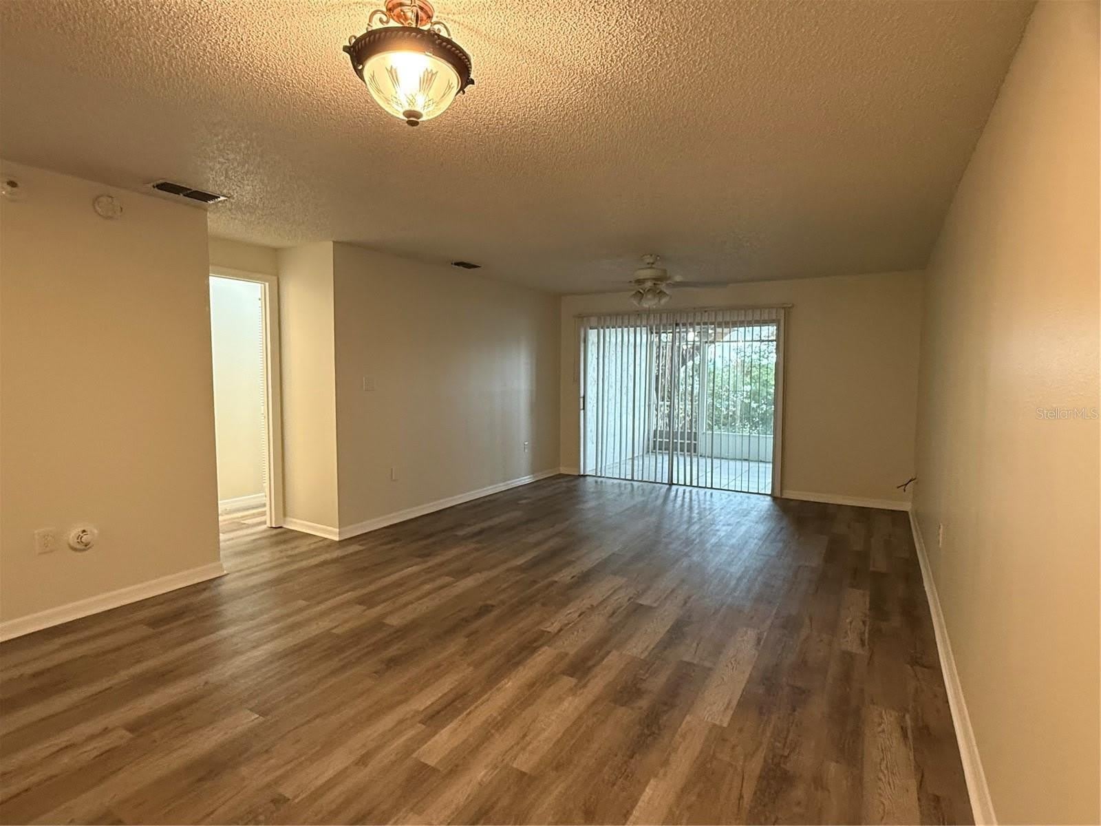 702 Country Lane Ne – photo 2