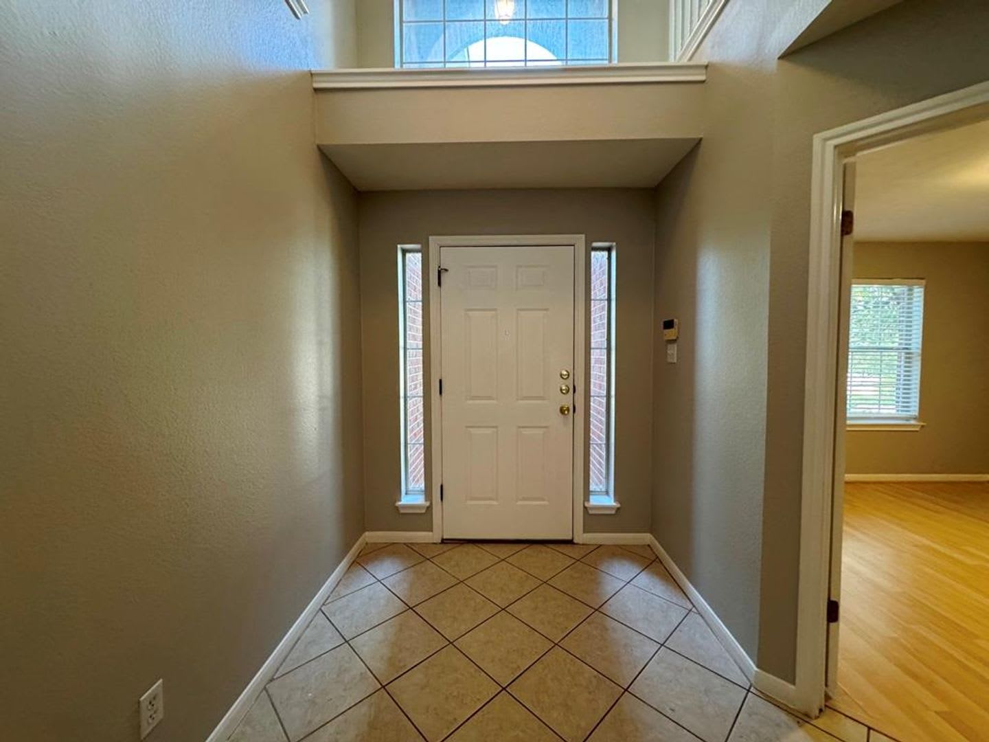 Nice 2 story home available in Village at Western Oaks! – photo 2