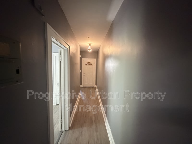 3412 East 147th Street – photo 4