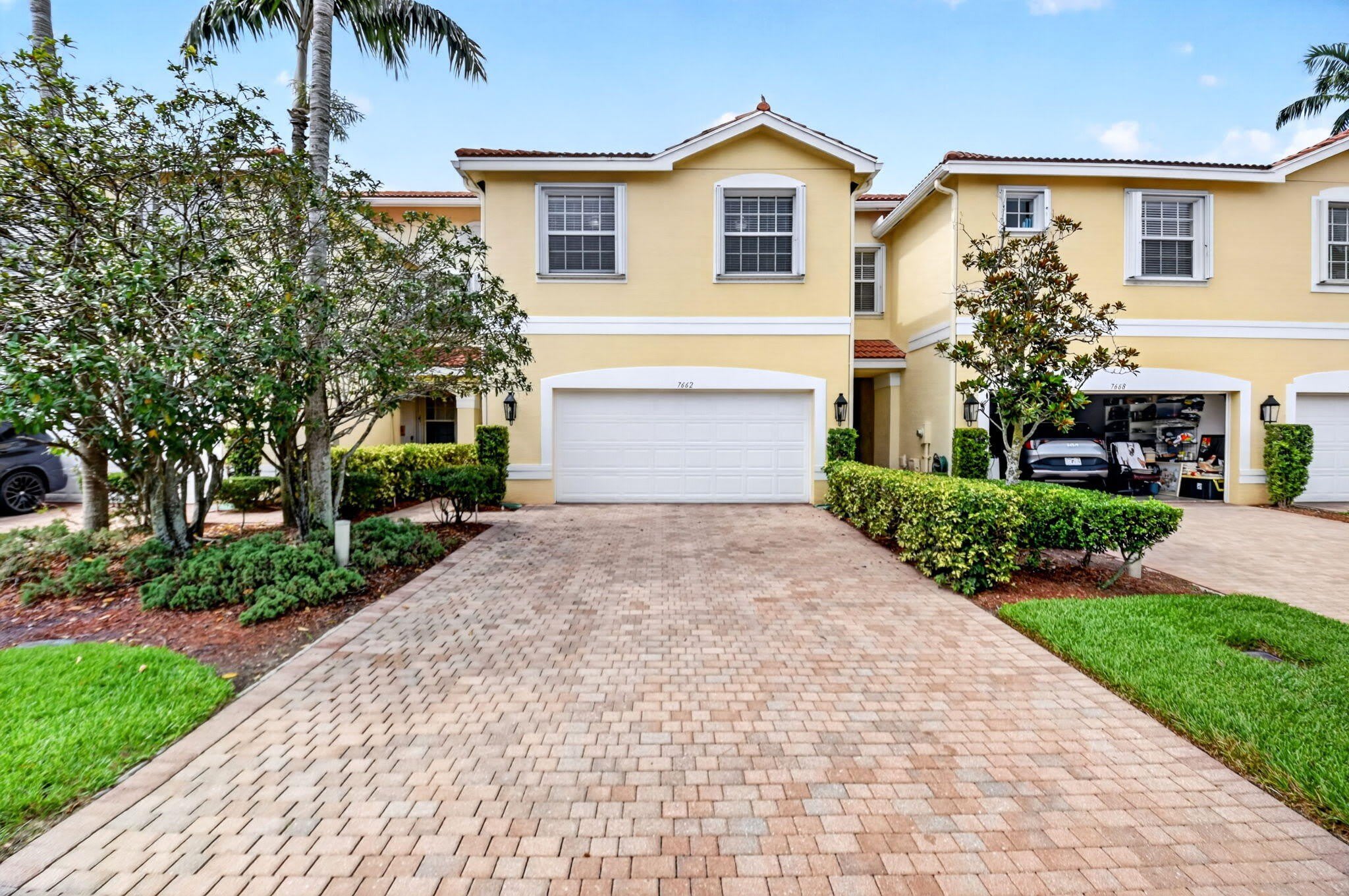 7662 Spatterdock Drive – photo 1