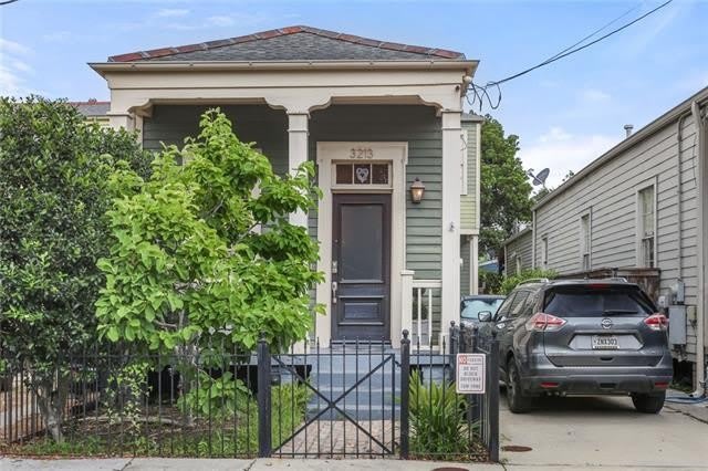 3213 ANNUNCIATION Street – photo 2