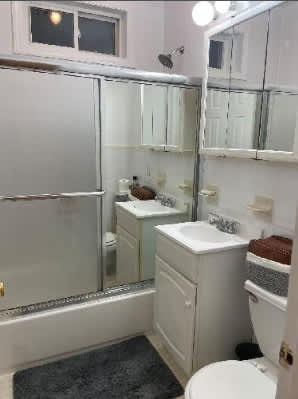 1577 York Ave – photo 2