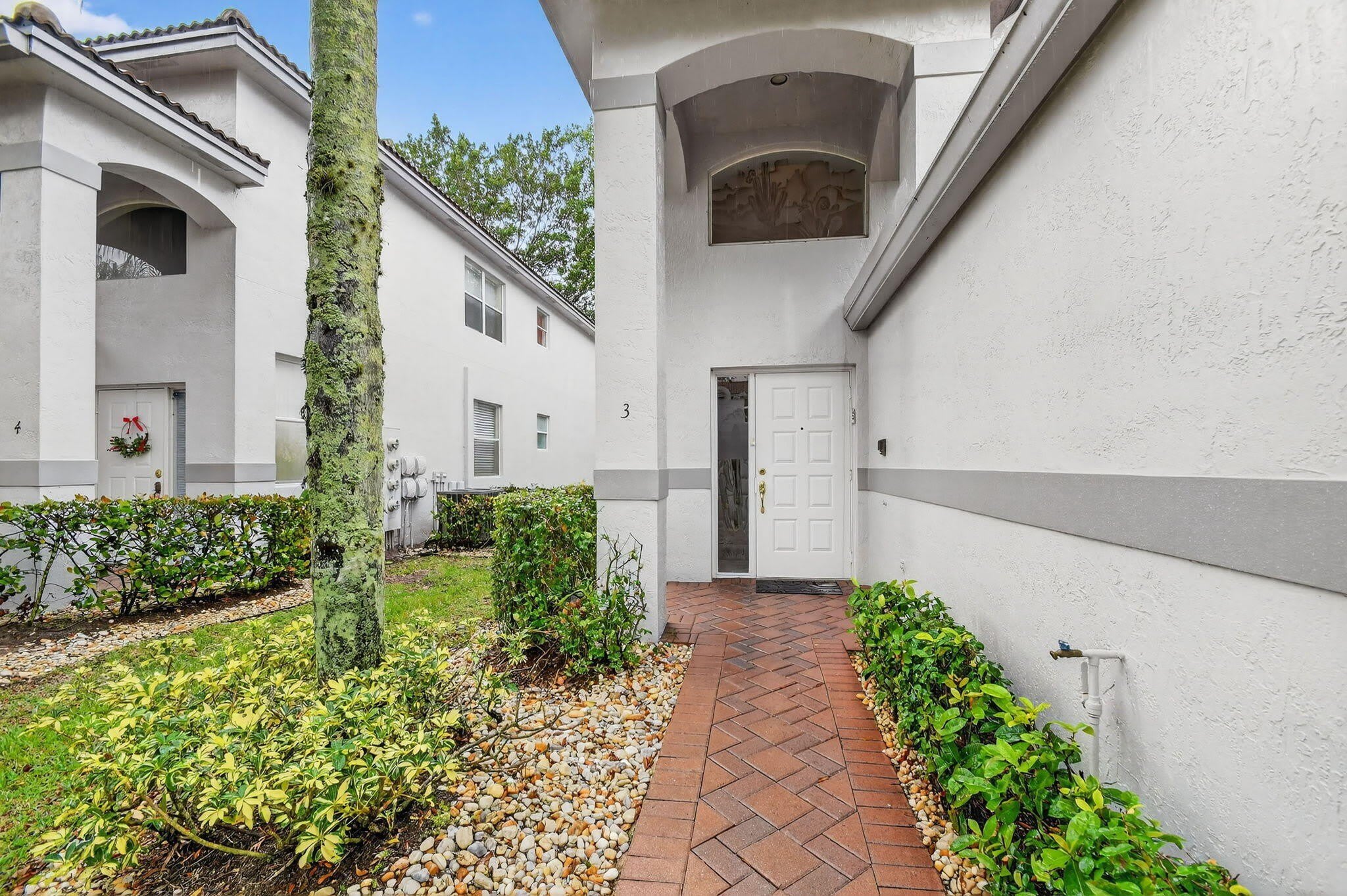 7910 Laina Lane – photo 3