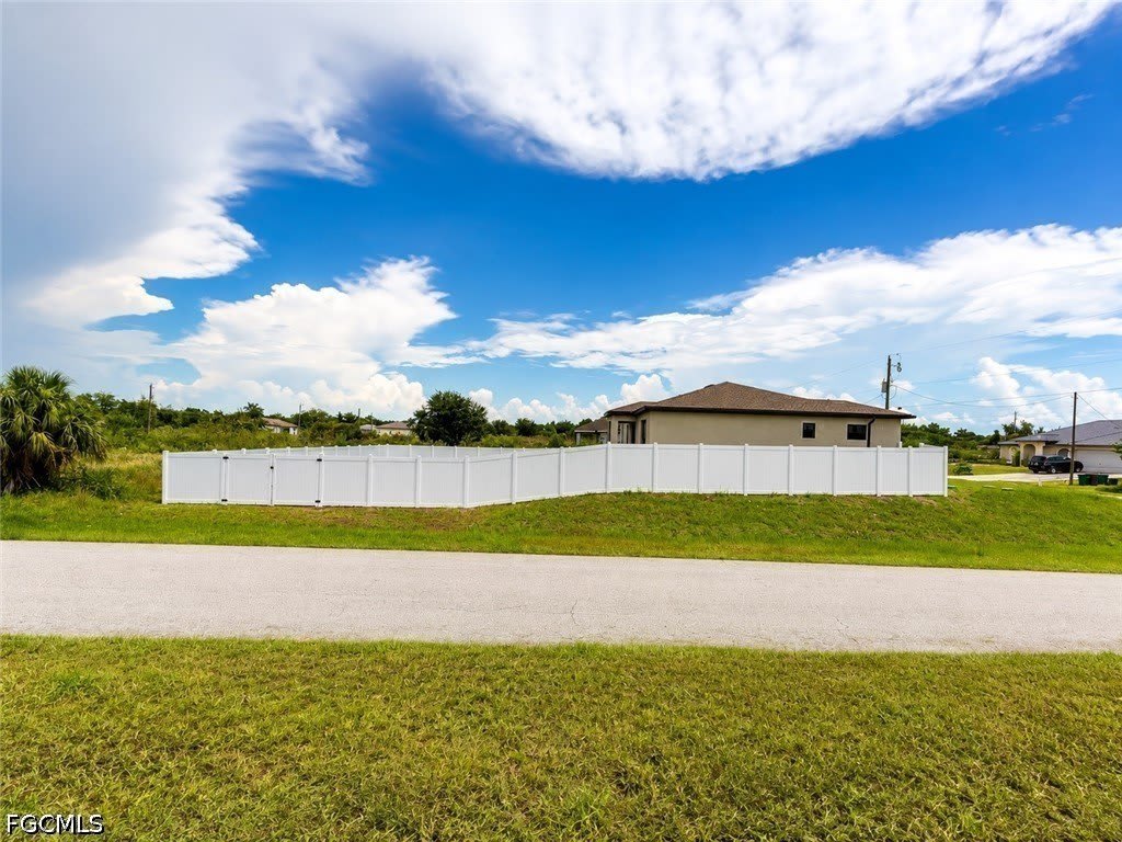 2618 69Th Street W – photo 4