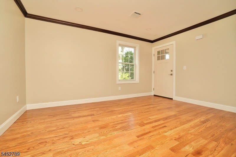31 Bellevue Ave Unit 2 – photo 3