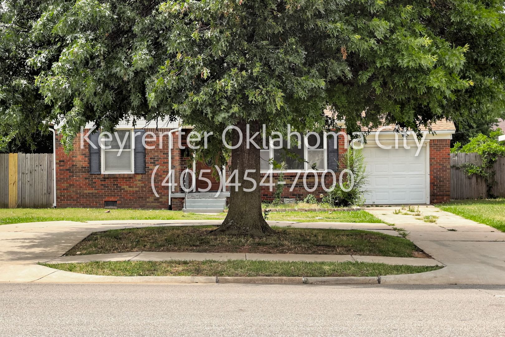 Move In Special 1 2 Your First Month S Rent Wonderful 3Bd 2Bd Home Minutes Away From Quail Springs Mall Chisholm Creek – photo 1