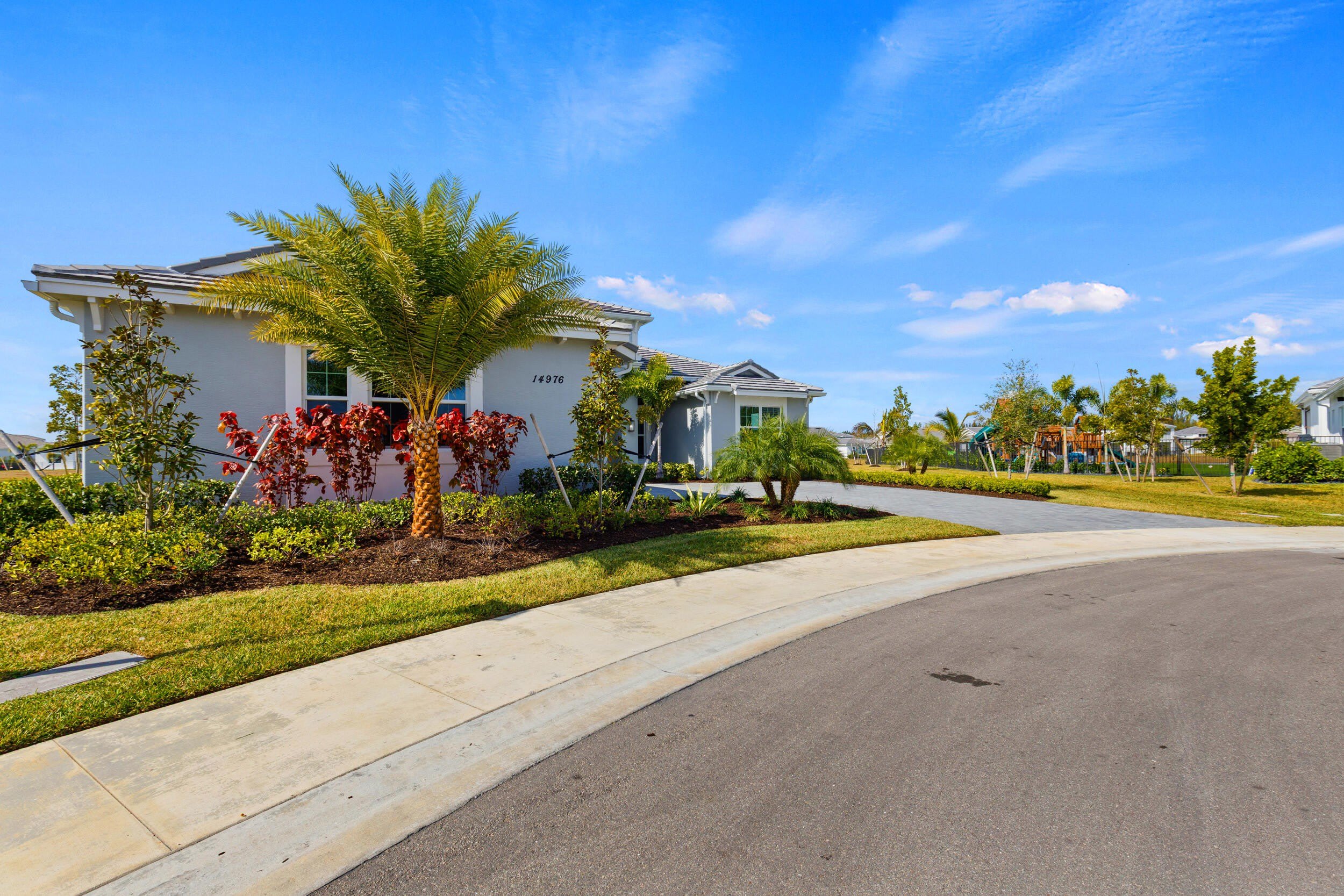 14976 Woodlot Court – photo 4
