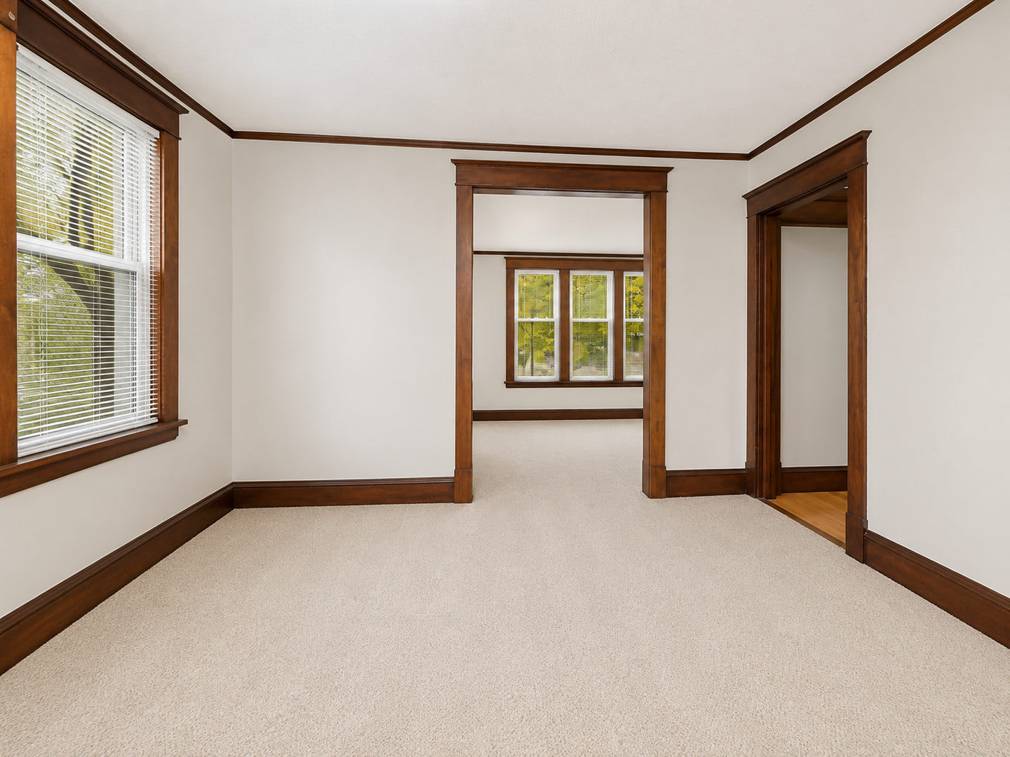 1477 Iglehart Ave – photo 4