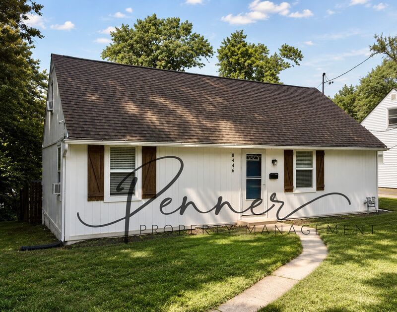 8446 Oak St – photo 1