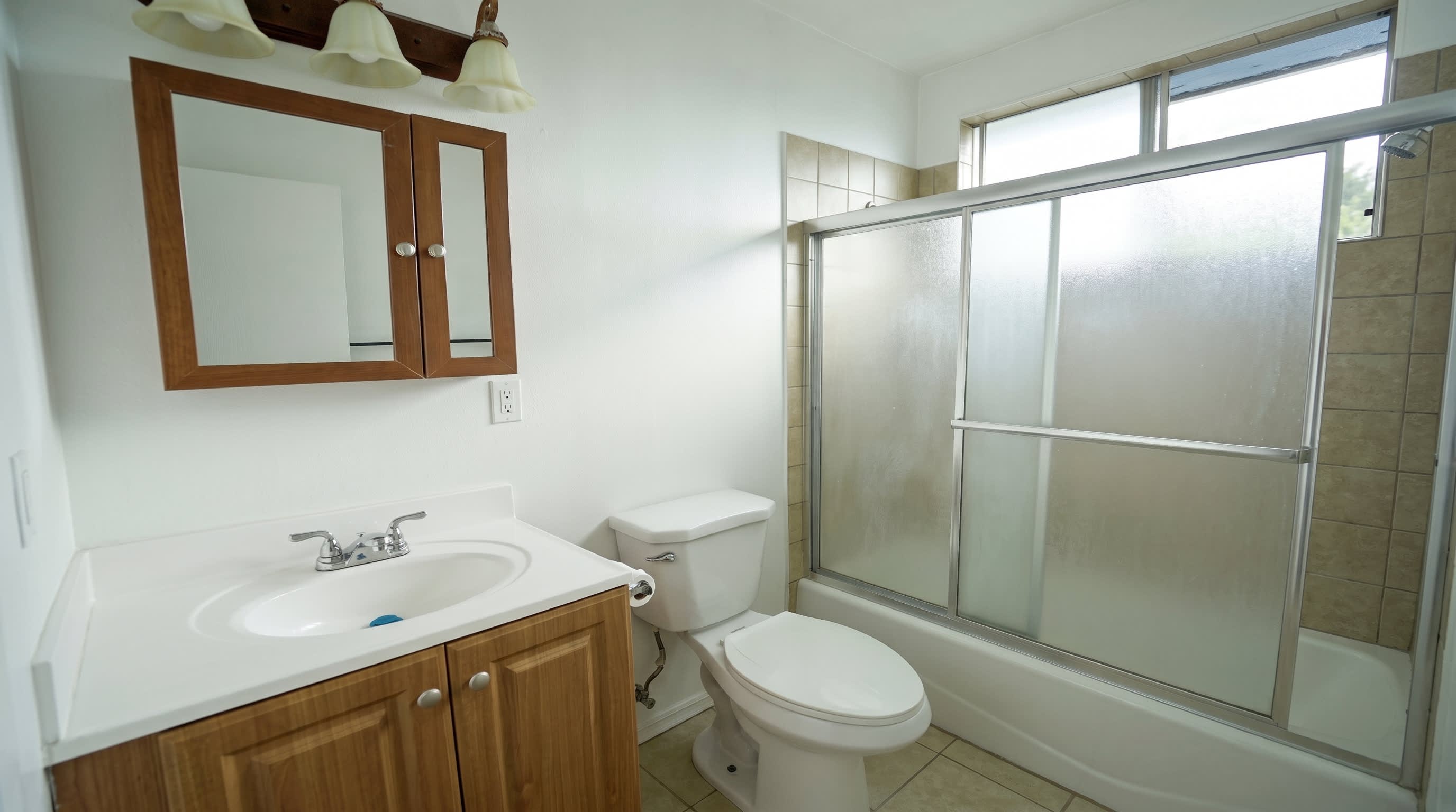 13601 Van Ness Avenue – photo 2