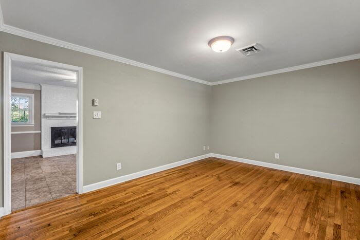 3905 Waterton Road – photo 3
