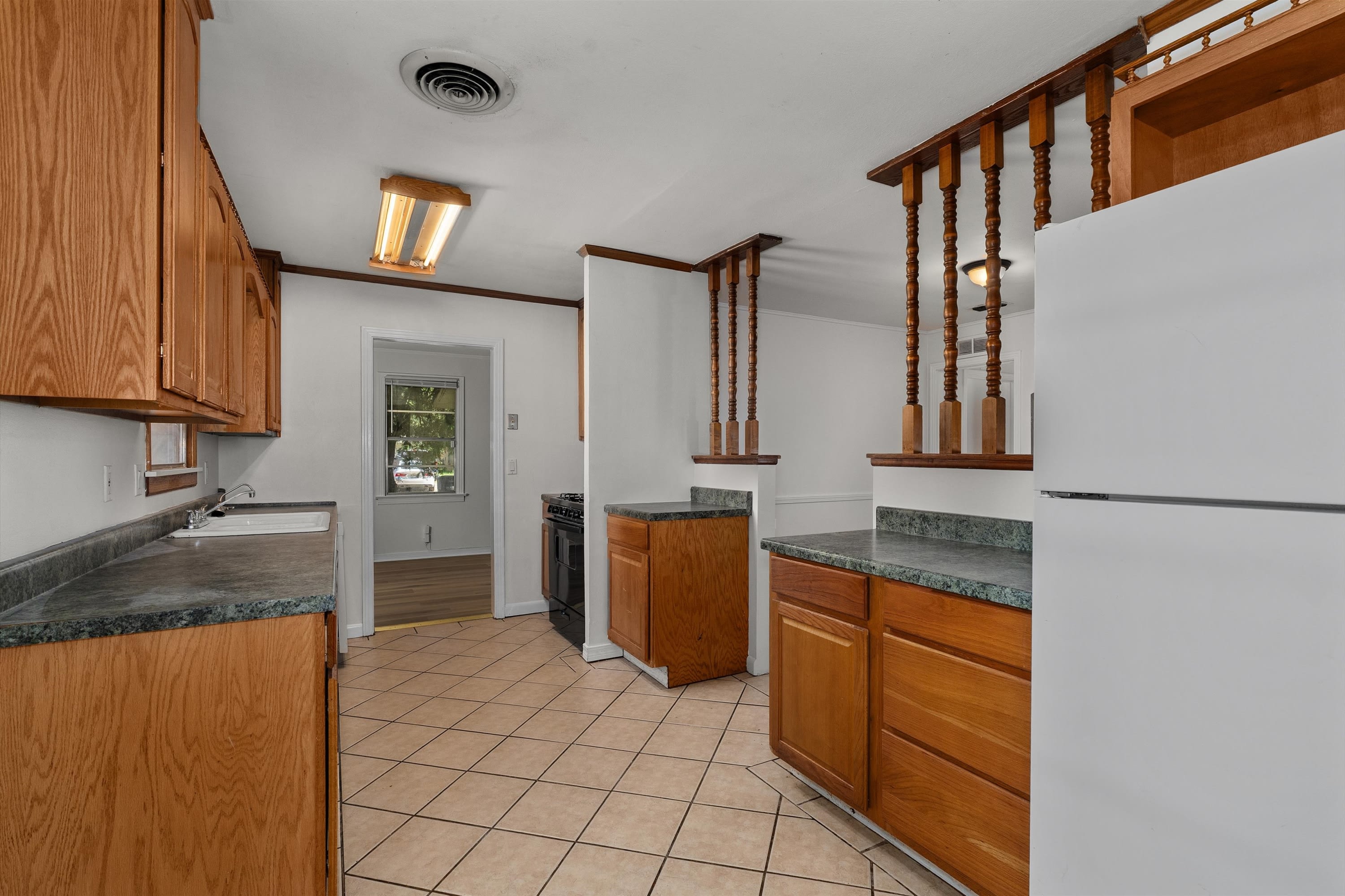 826 Martha Lane – photo 4