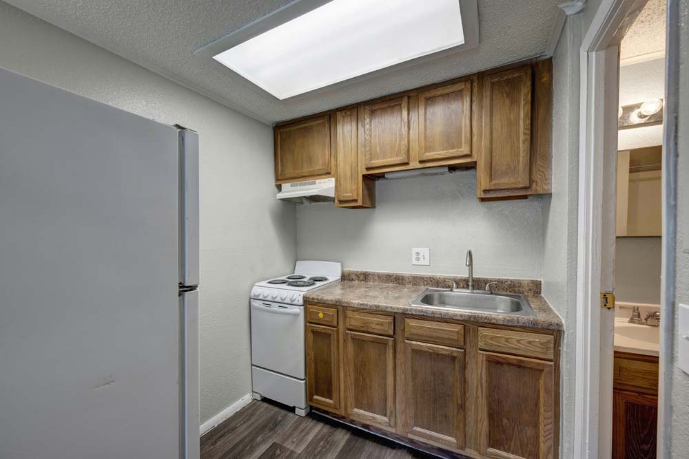 Pelican Pointe Apartments – photo 2