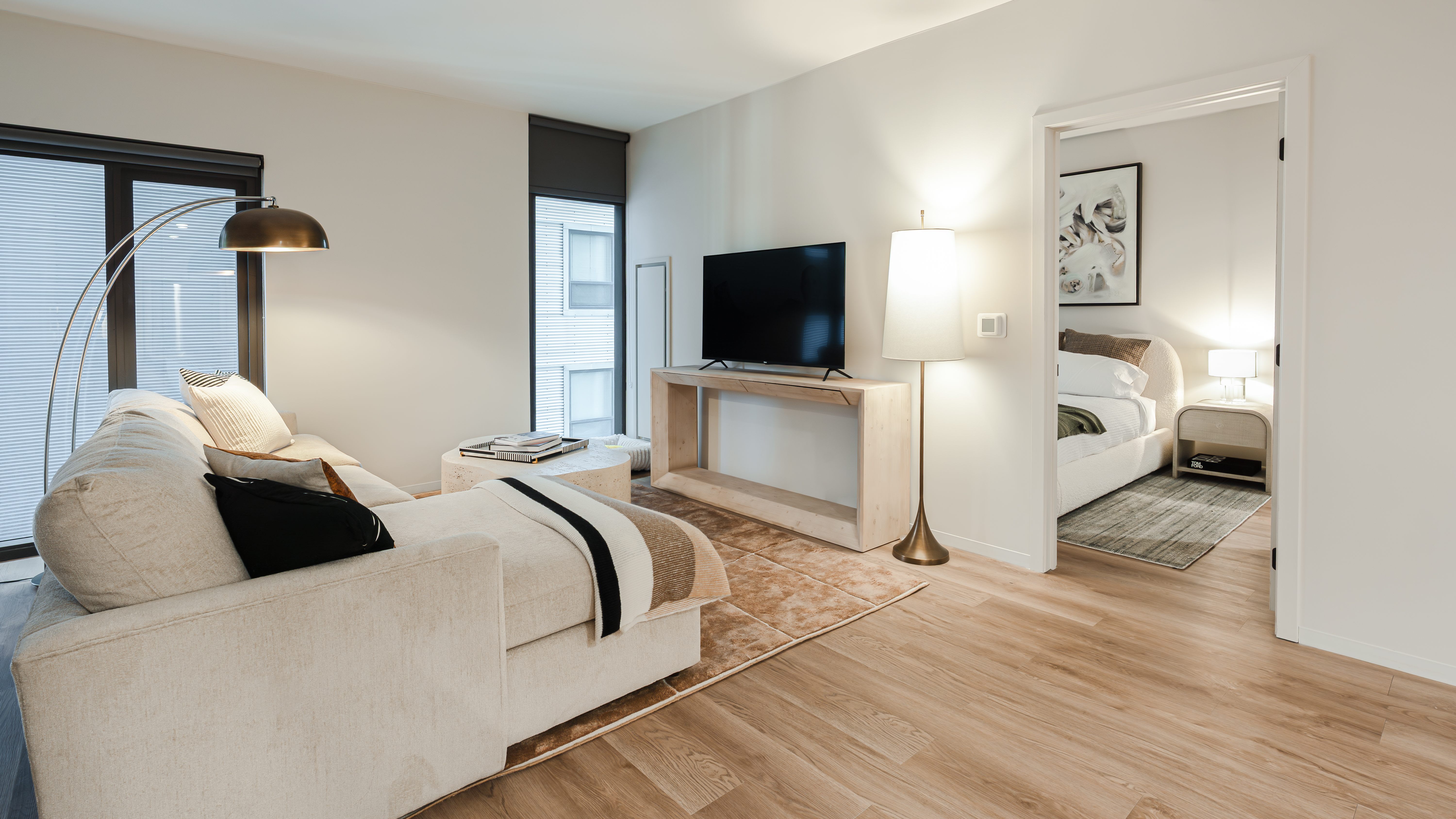 ONE 09 – photo 2