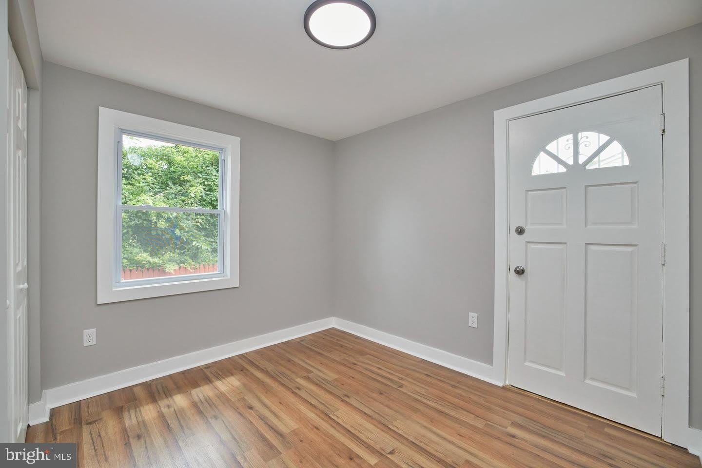 1516 OPUS Avenue – photo 2