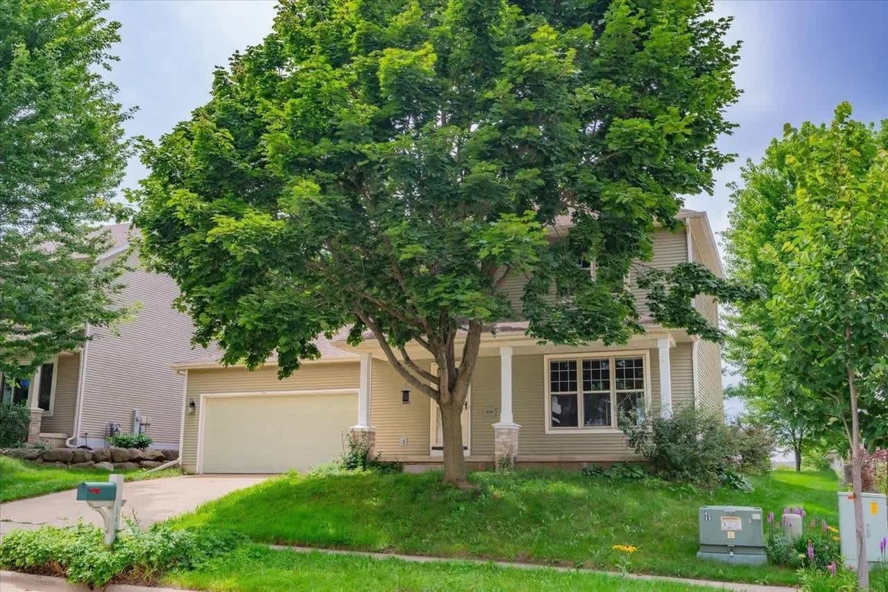 1406 Dewberry Drive – photo 2