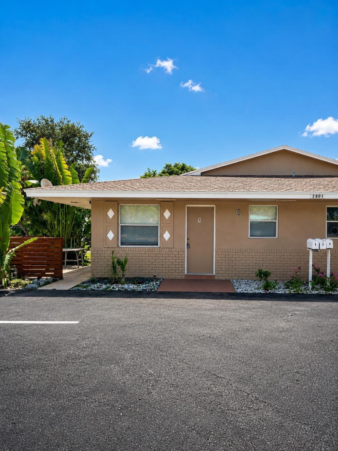 2801 Albatross Rd – photo 1