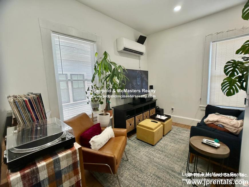 112 South St. – photo 3